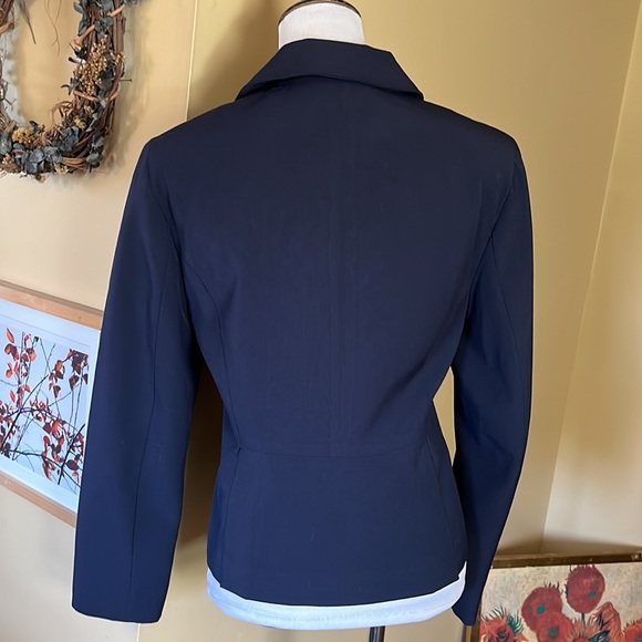 ATELIER Size 12 Navy Blue Stretch Blazer Lined
4 Gold Trimmed Buttons Career - Picture 8 of 16